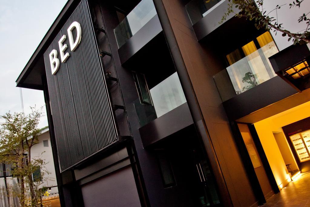 Bed Phrasingh-Adults Only Hotel Chiang Mai Exterior foto