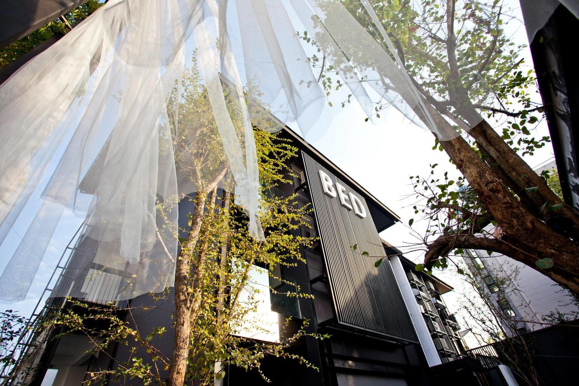 Bed Phrasingh-Adults Only Hotel Chiang Mai Exterior foto